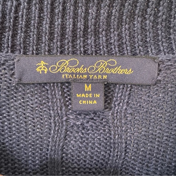 Brooks Brothers Women's Italian Linen Cable Knit Sweater Navy Blue Size Medium - Picture 7 of 8